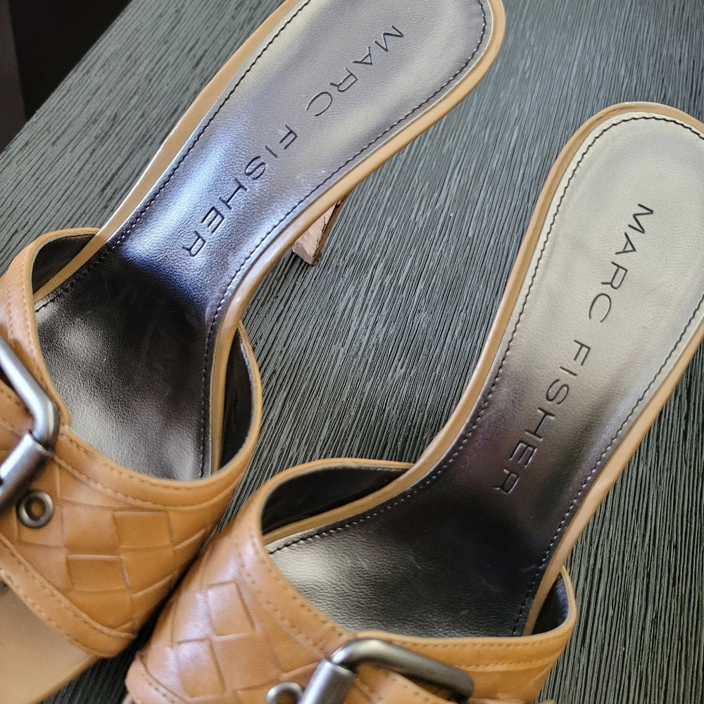 Marc Fisher | Leather Tan High Heel Cork Shoes W/ Buckle Macys - Picture 16 of 17